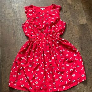 cute red dress!